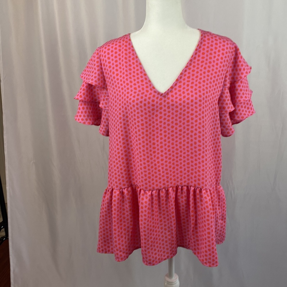 Michelle McDowell - V-Neck Flutter Short Sleeve Pink & Red Blouse, Size XL.